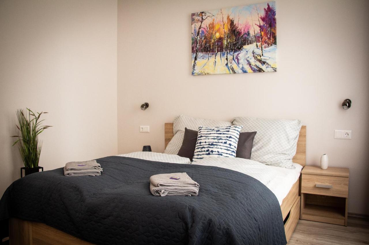 Loli Apartman Miskolc Exterior foto
